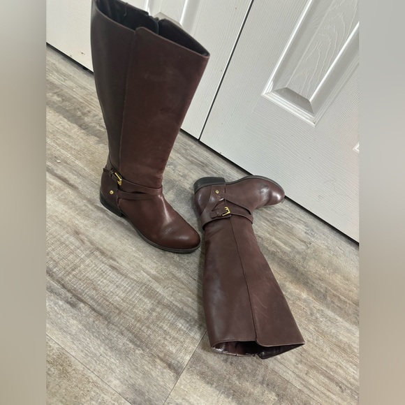 Ralph Lauren boots - Picture 2 of 2